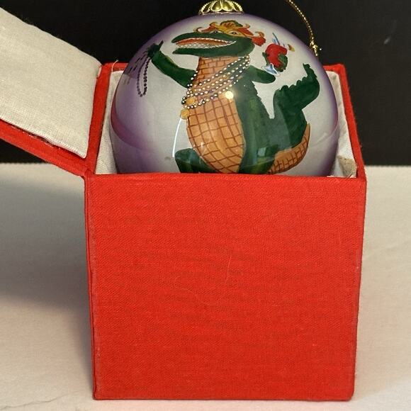 The Beach Combers Mardi Gras Gator & Crawfish Glass Painted Christmas Ornament - Picture 15 of 16
